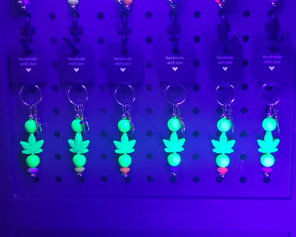 Silicone Green Leaf Light Green Beads with Accent Bead Keychain
