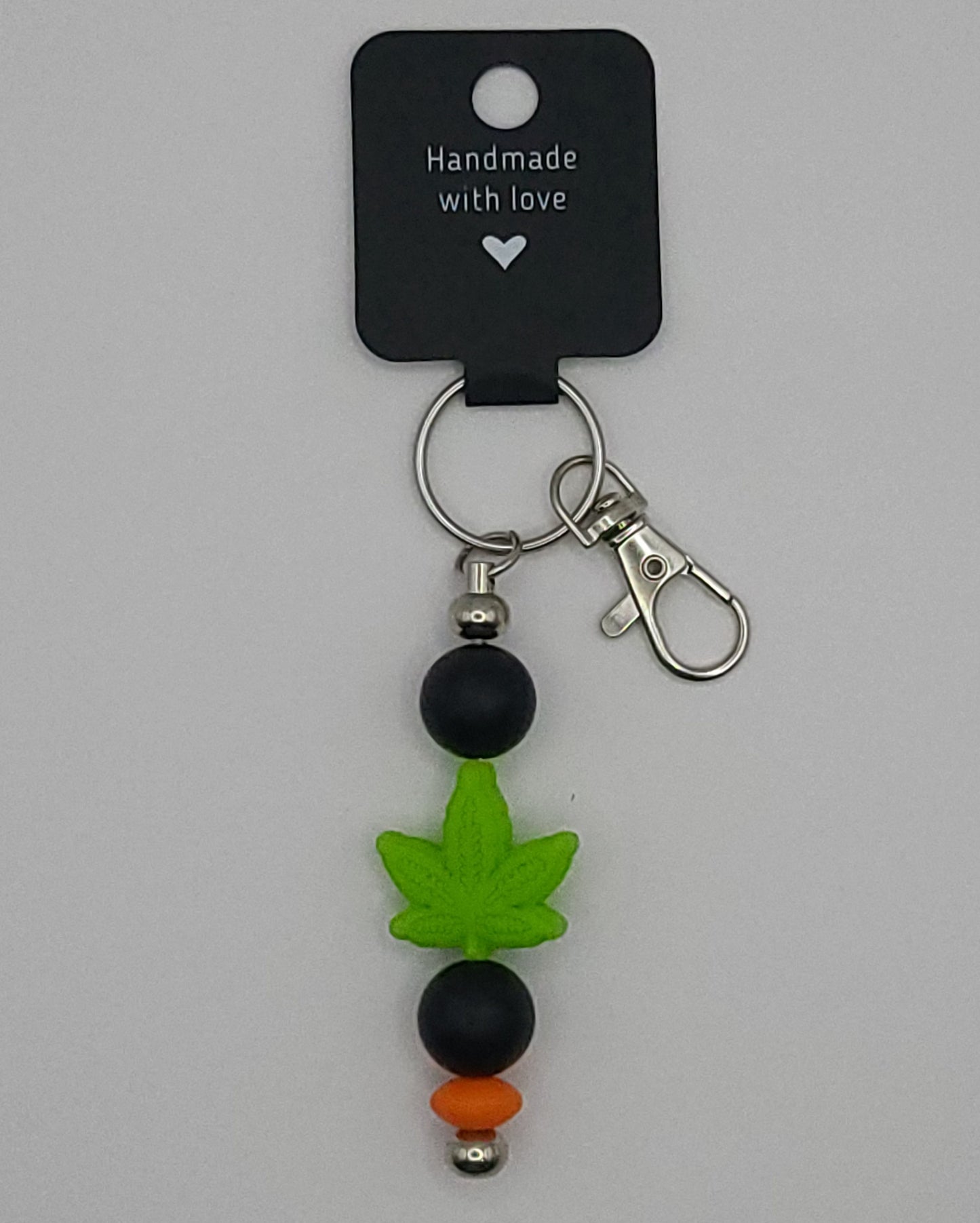 Silicone Light Green Leaf Black Beads with Accent Bead Keychain